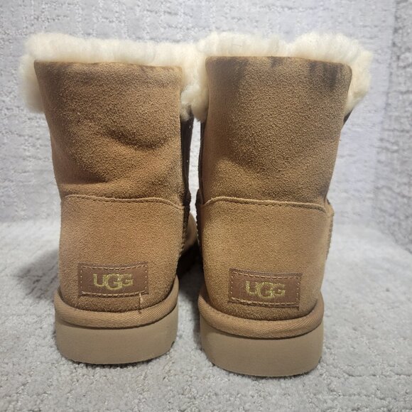 UGG Classic Gem Mini Women's Size 8 US Chestnut Suede Winter Boots 1125911 - Picture 3 of 12